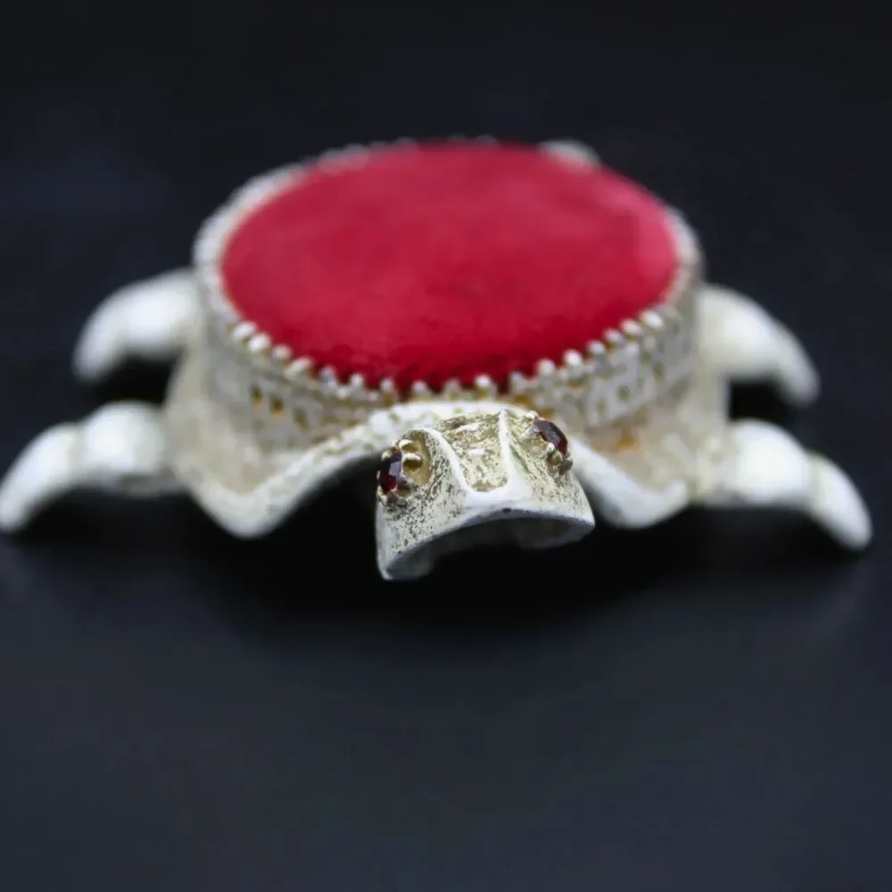 Vintage Florenza Articulated Turtle Pin Cushion Bobbing Head Tail Sewing Decor